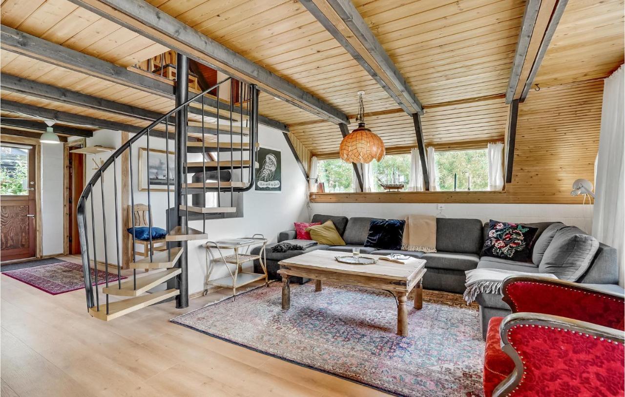 Amazing Home In Logstrup With Kitchen Exteriör bild